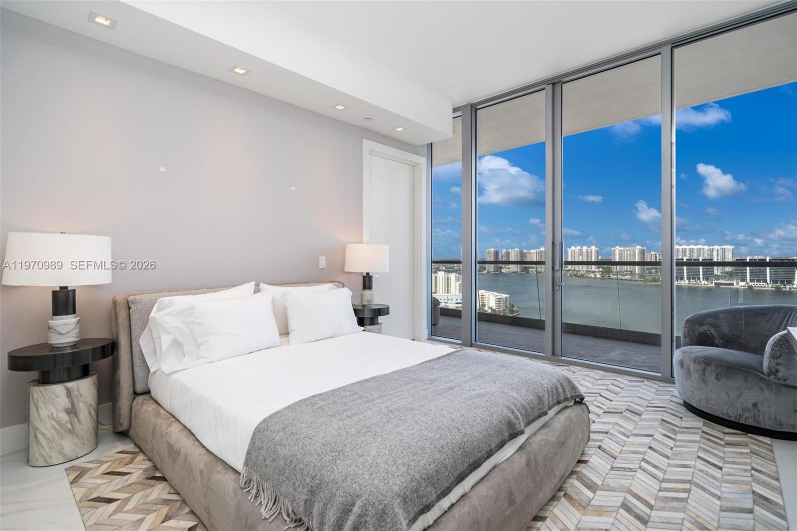 2003 3 / 5 2589 sq. ft. $ 2026-02-24 0 Photo