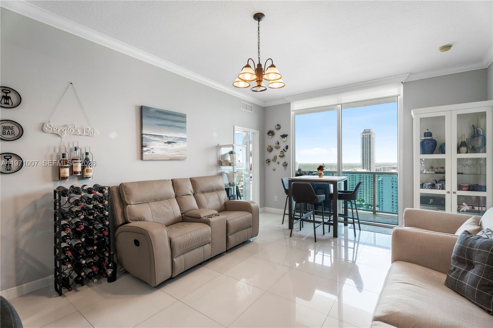 Photo of 1945 Ocean Dr  #2209, Hallandale Beach, Florida, 33009 - 