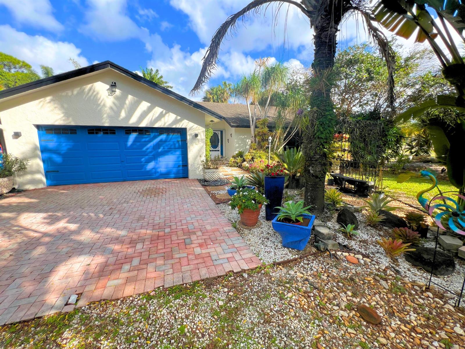   / 0  sq. ft. $ 2026-05-14 0 Photo