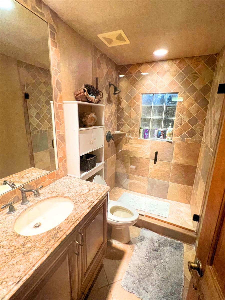   / 0  sq. ft. $ 2026-05-14 0 Photo