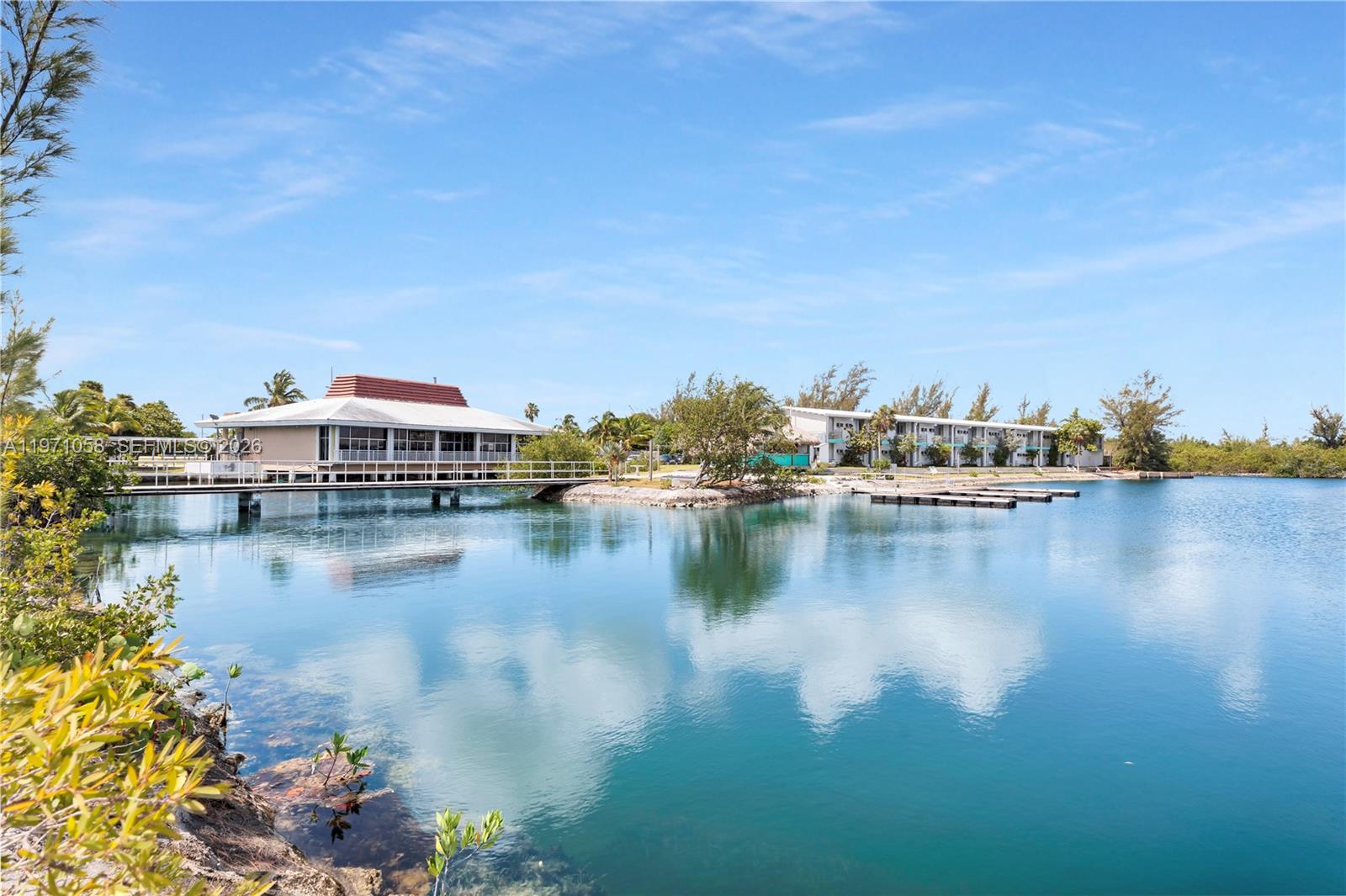   /   sq. ft. $ 2026-02-24 0 foto