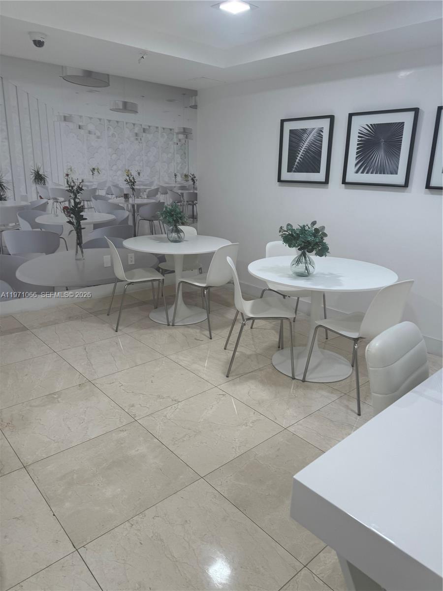 505 2 / 2 1435 sq. ft. $ 2026-02-24 0 Photo