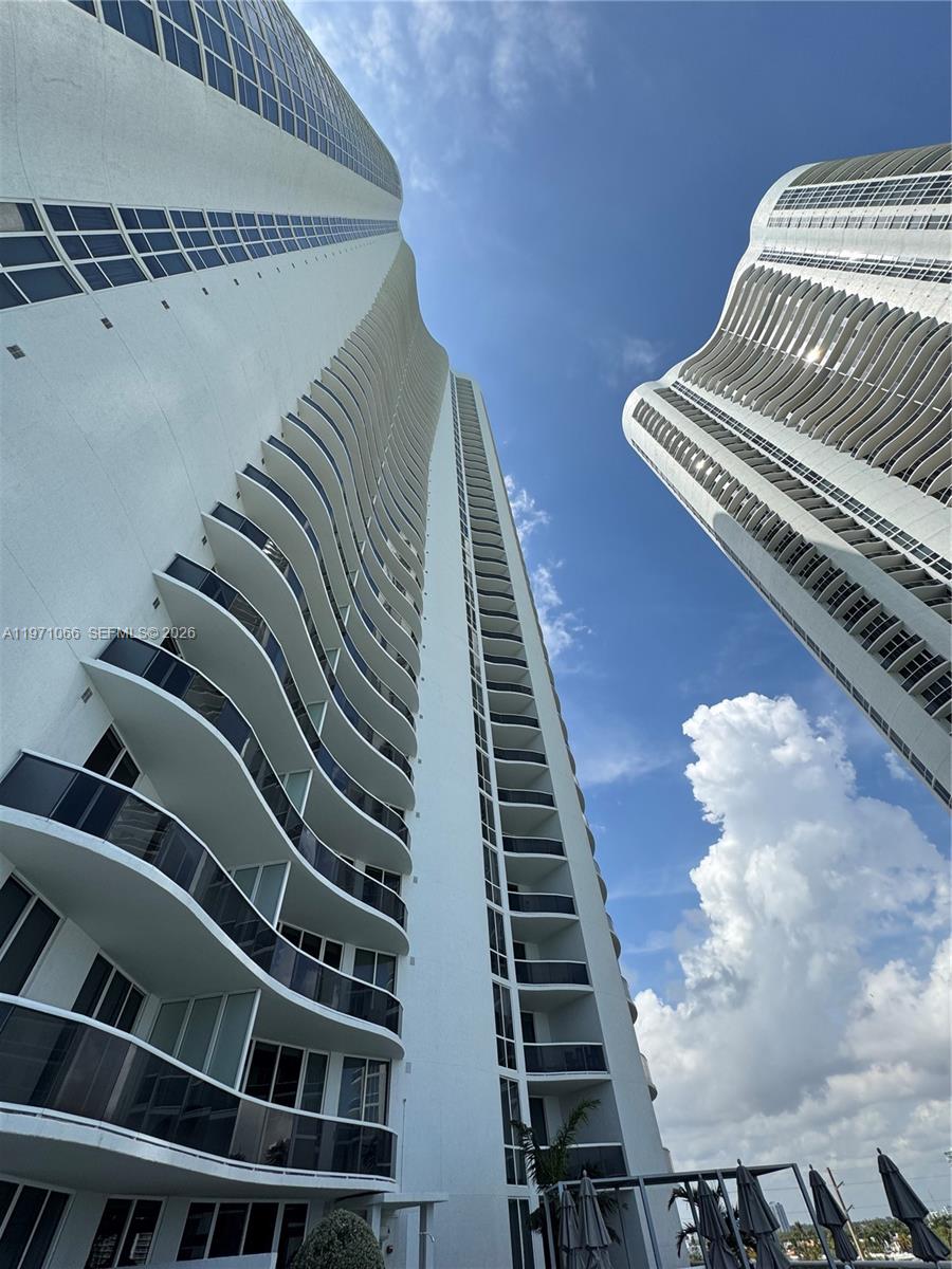 505 2 / 2 1435 sq. ft. $ 2026-02-24 0 Photo