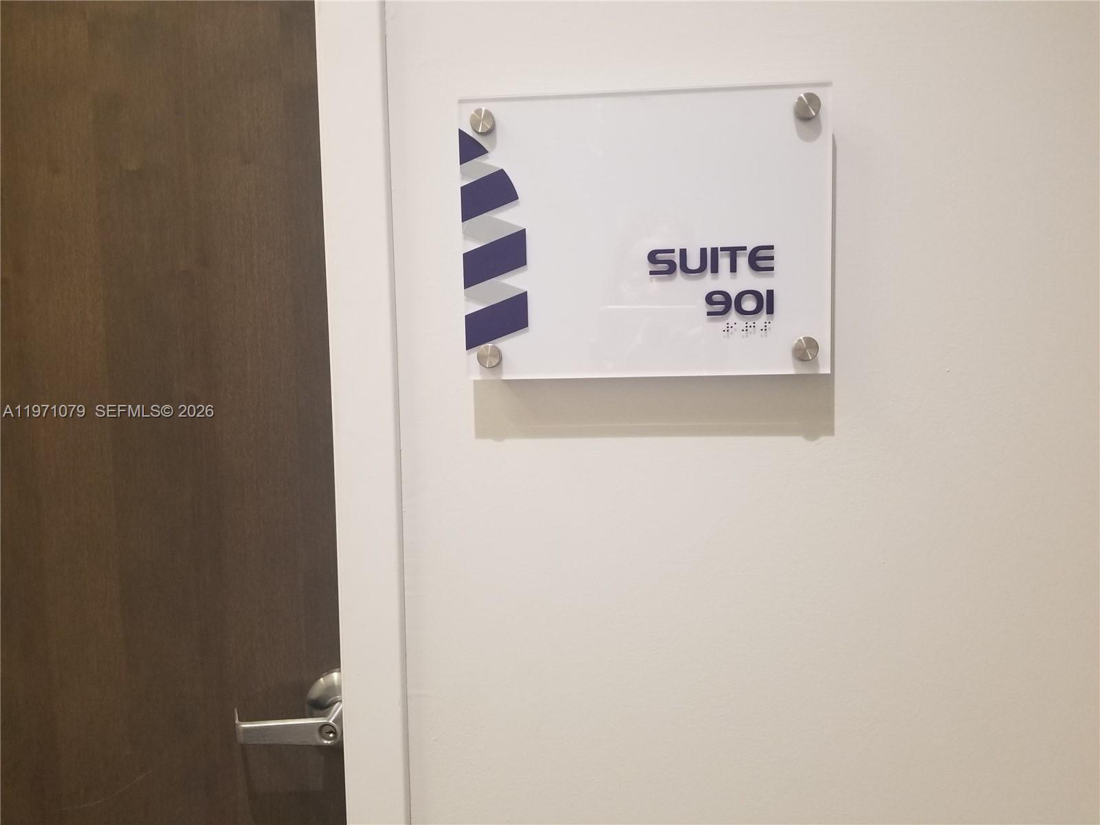   /   sq. ft. $ 2026-02-24 0 foto