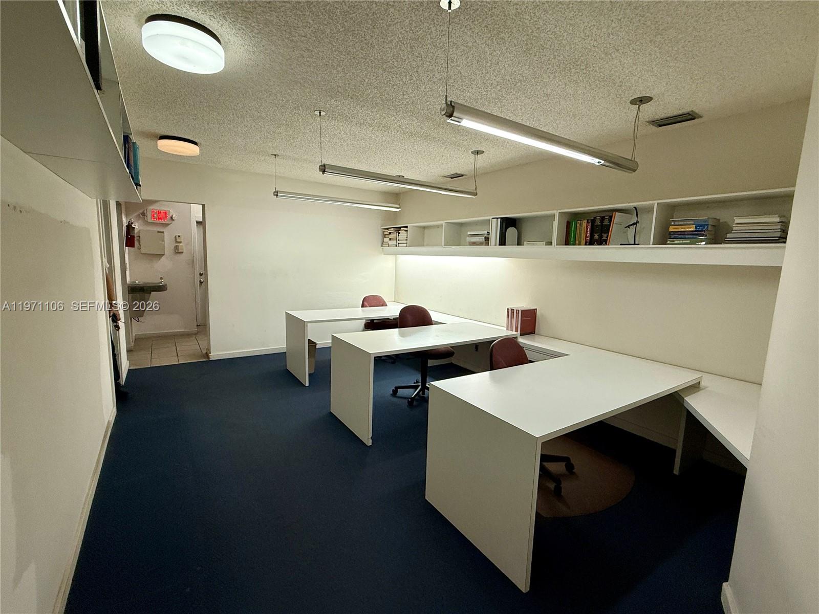   /   sq. ft. $ 2026-02-24 0 foto