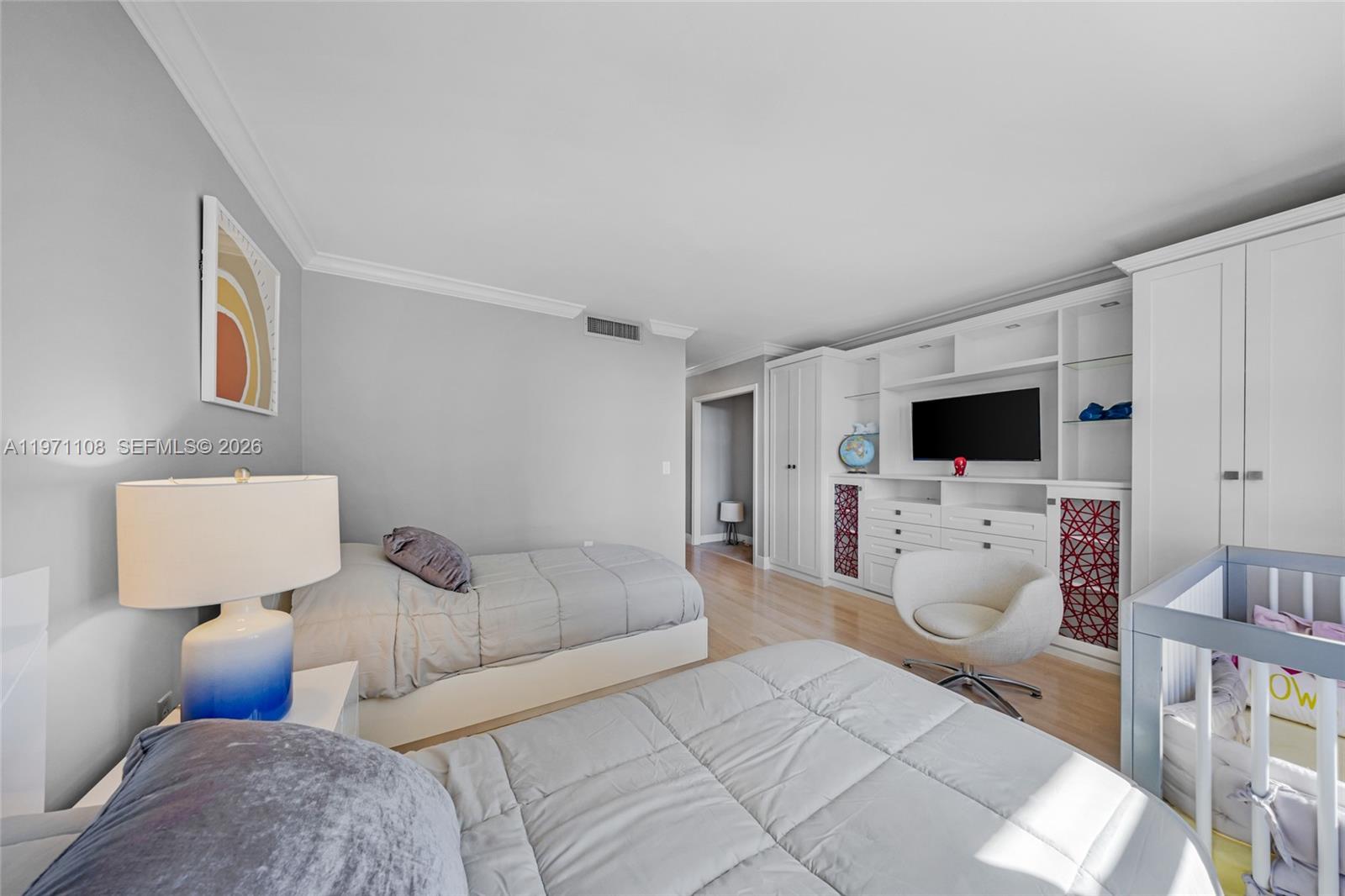 Photo of 9801 Collins Ave  #5S, Bal Harbour, Florida, 33154 - 