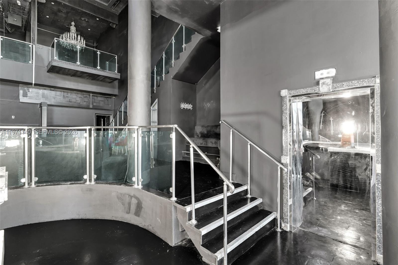   /   sq. ft. $ 2026-02-24 0 foto