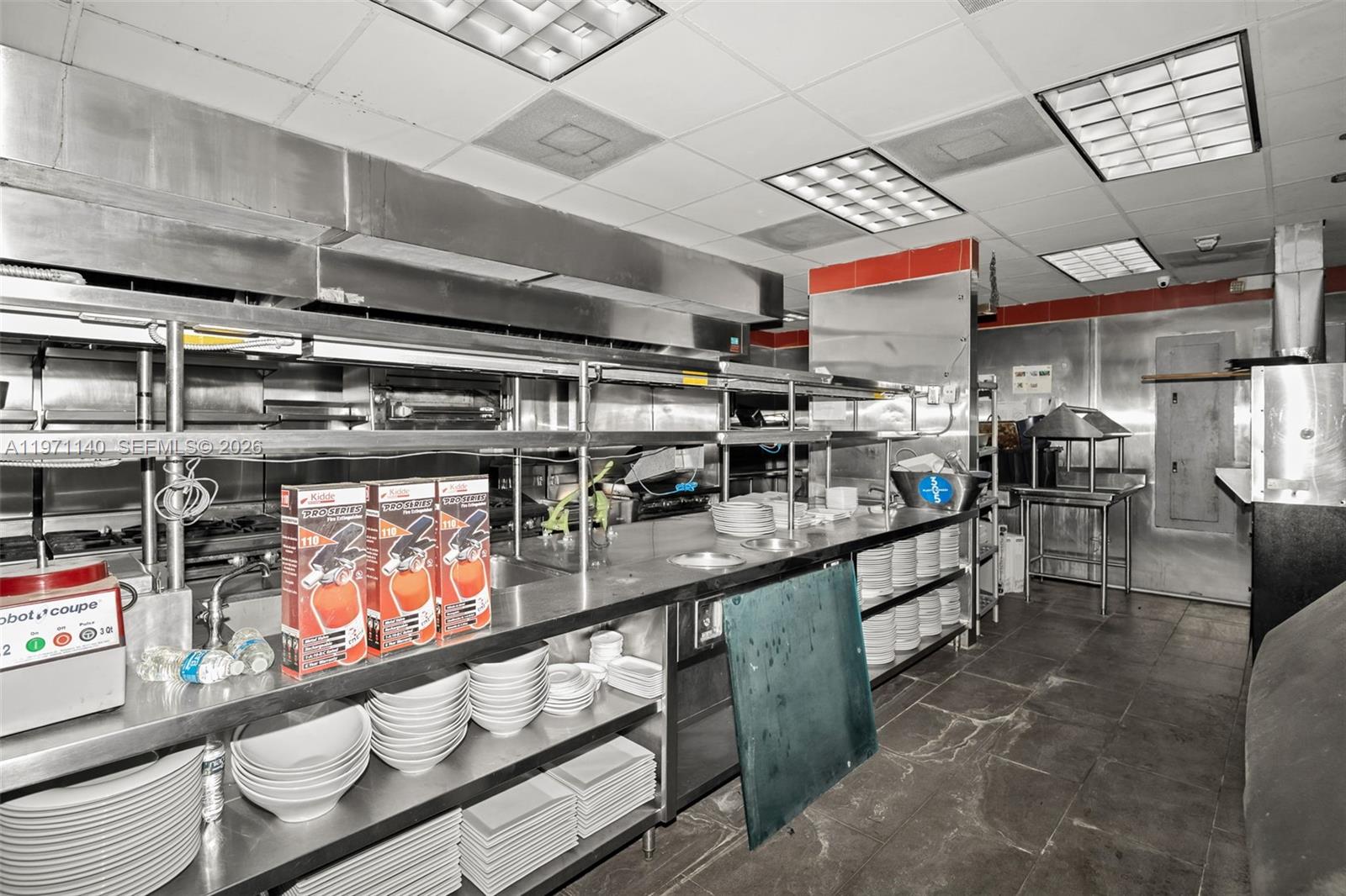   /   sq. ft. $ 2026-02-24 0 foto