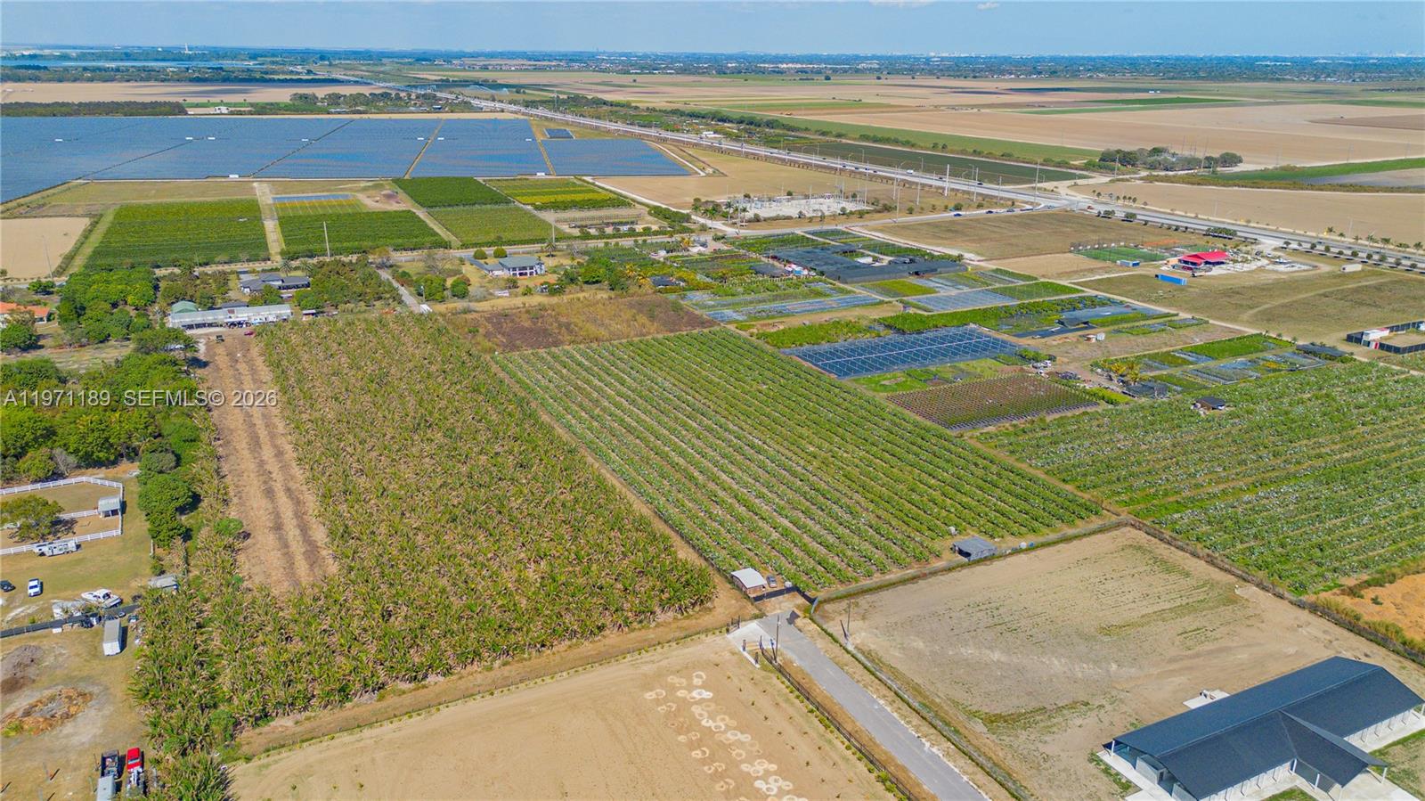   /   sq. ft. $ 2026-02-24 0 foto