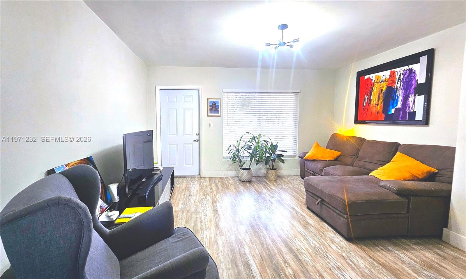   /  2860 кв.футов $ 2026-02-24 0 Фото