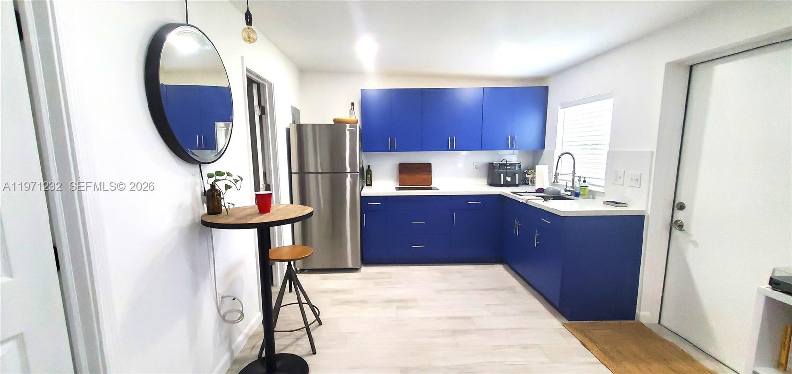   /  2860 кв.футов $ 2026-02-24 0 Фото