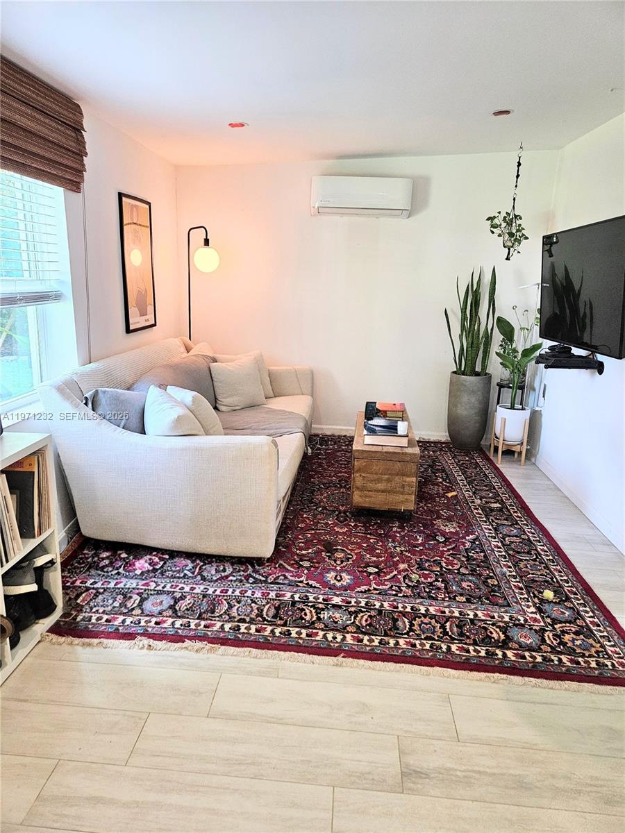   /  2860 кв.футов $ 2026-02-24 0 Фото