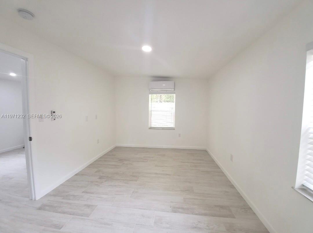   /  2860 кв.футов $ 2026-02-24 0 Фото