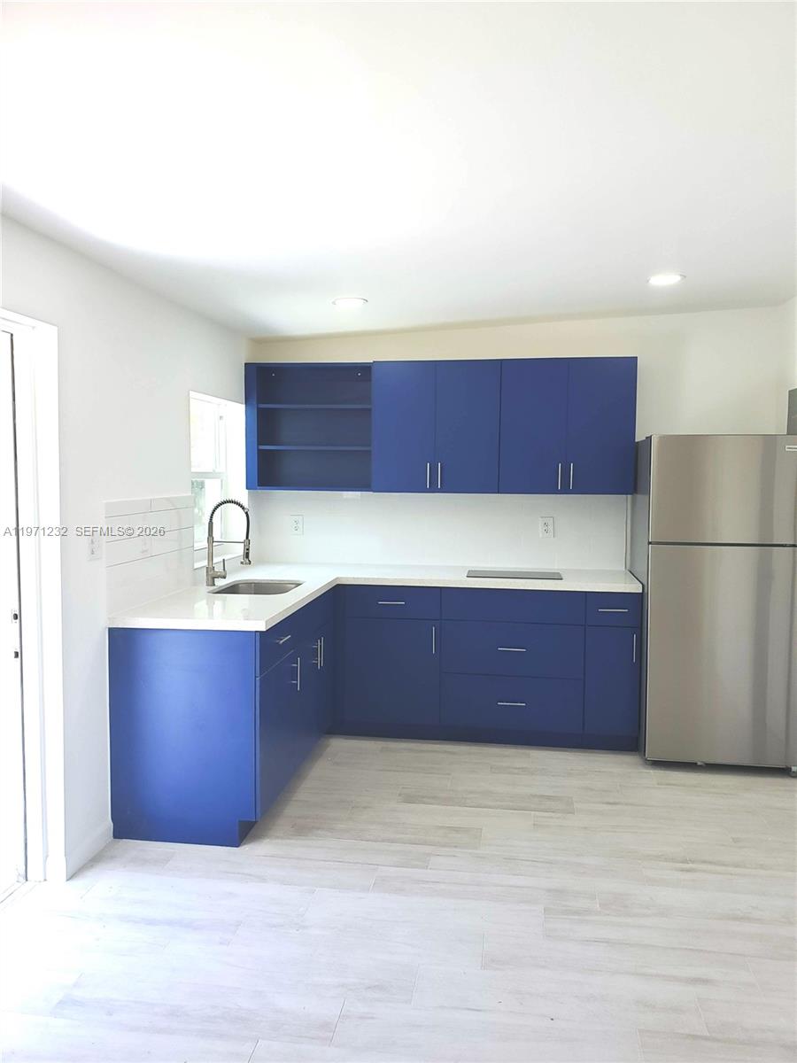   /  2860 кв.футов $ 2026-02-24 0 Фото