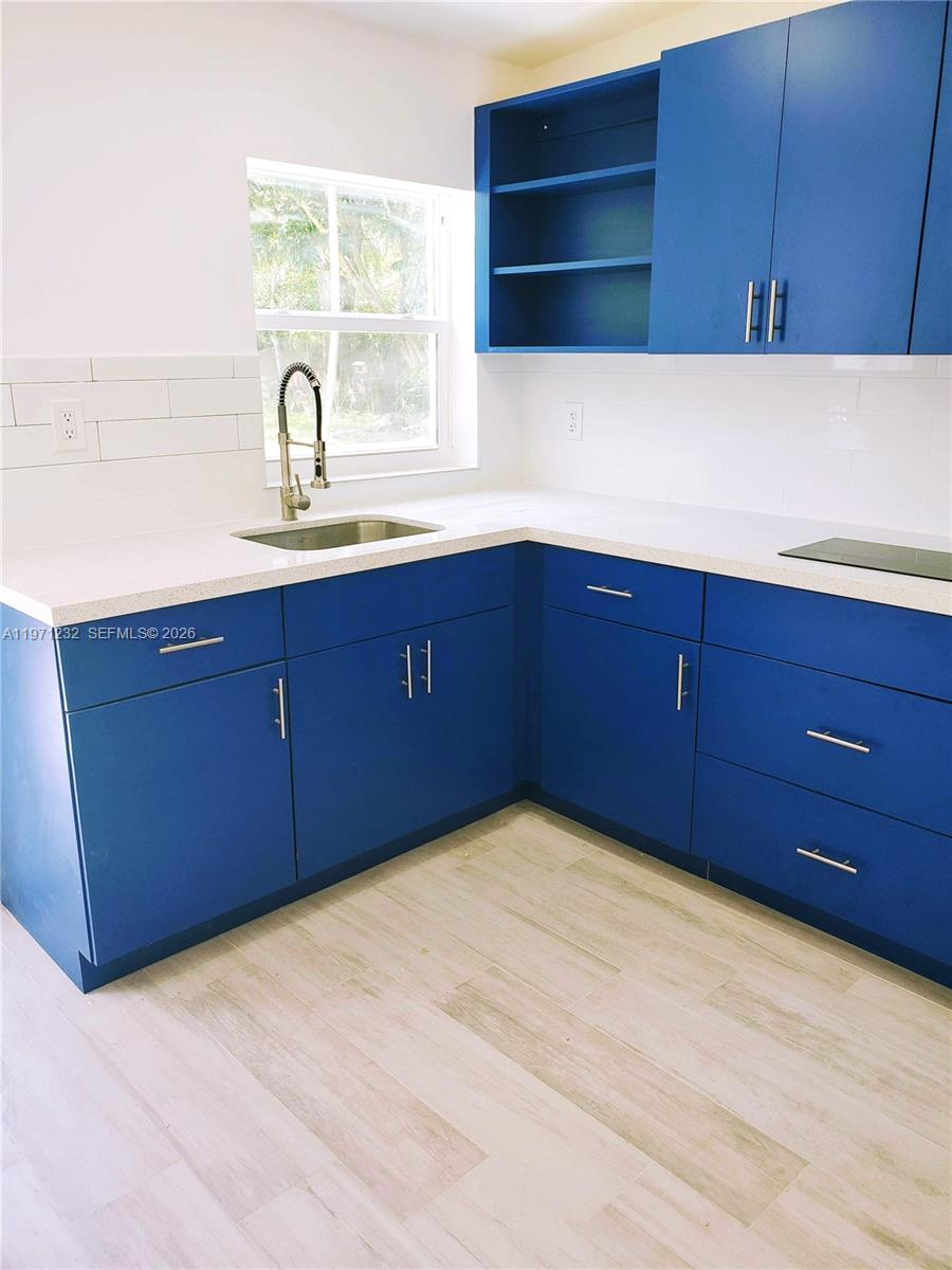   /  2860 кв.футов $ 2026-02-24 0 Фото