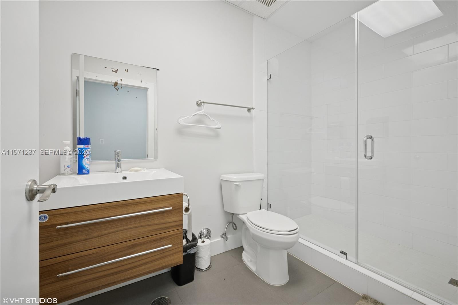   /   кв.футов $ 2026-02-24 0 Фото