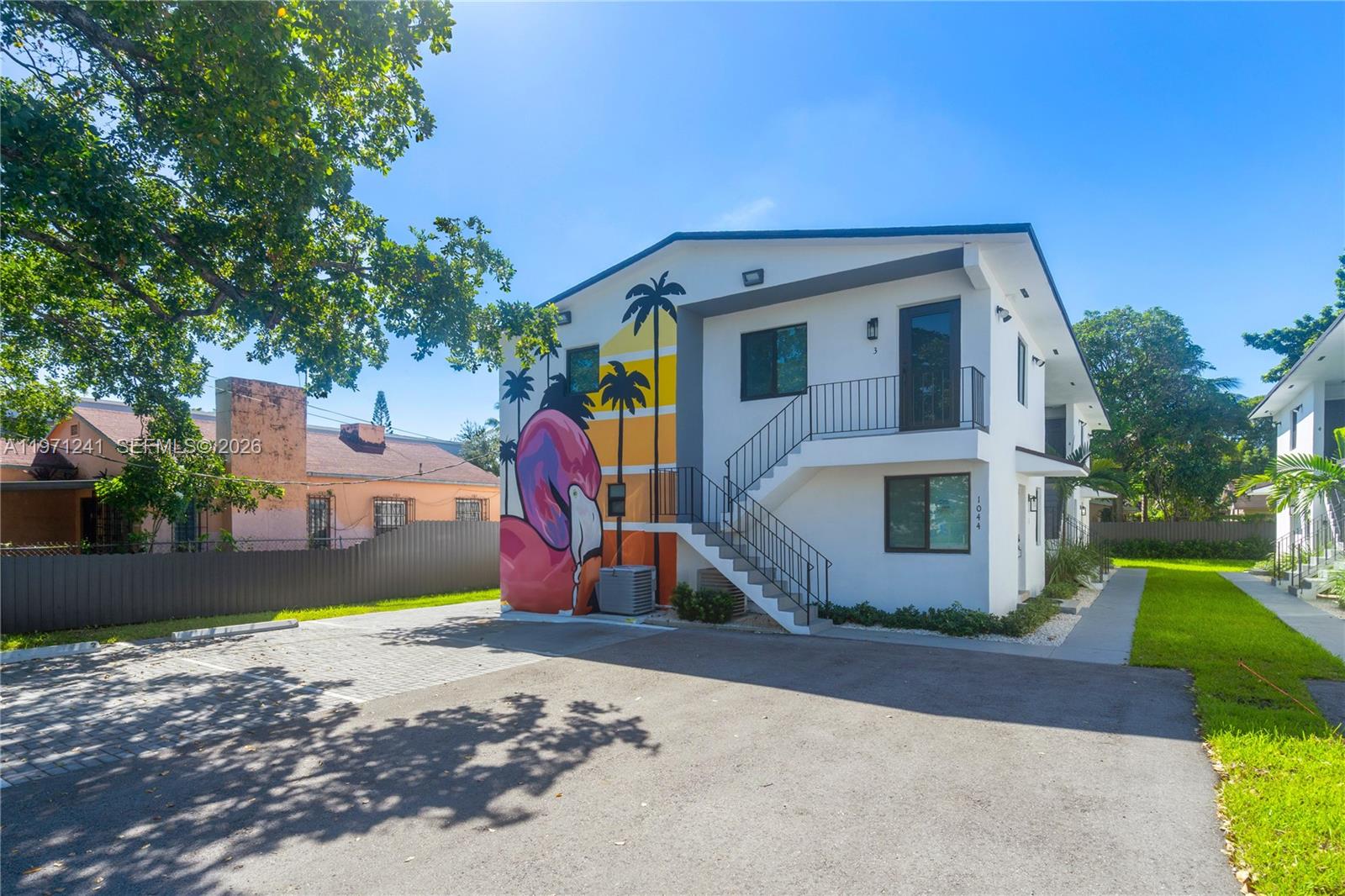   /  4902 кв.футов $ 2026-02-24 0 Фото