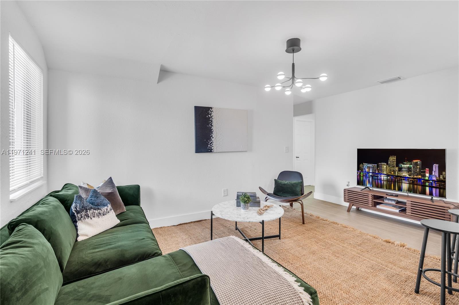   /  4902 кв.футов $ 2026-02-24 0 Фото