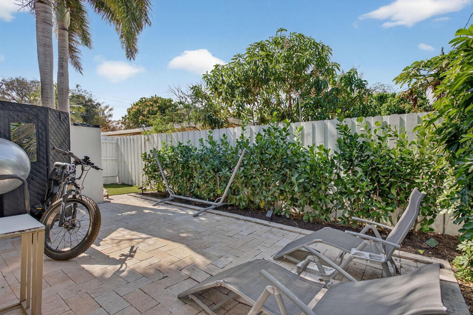   / 0 794 sq. ft. $ 2026-05-22 0 foto