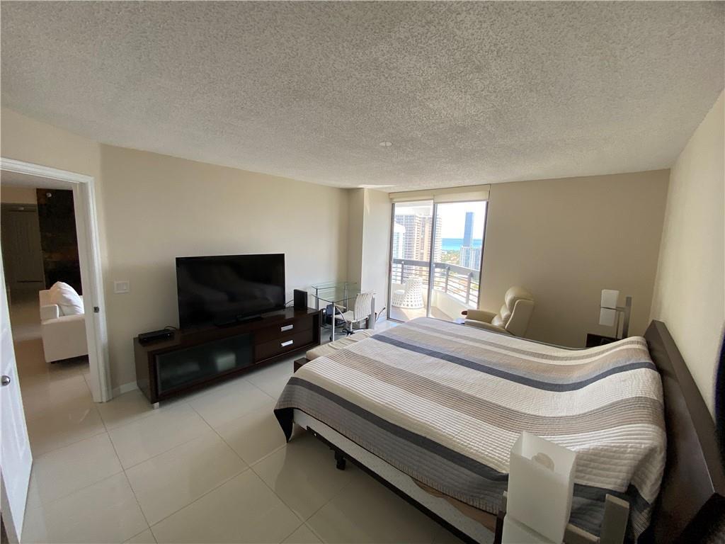 Photo of 3500 Mystic Pointe #2607, Aventura, Florida, 33180 - Photo 10