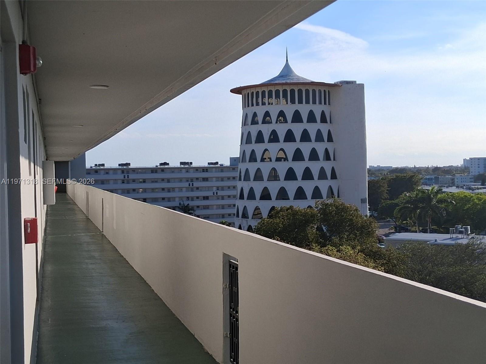 See details 813-1 1 / 2 1036 sq. ft. $ 2026-02-24 0 Photo