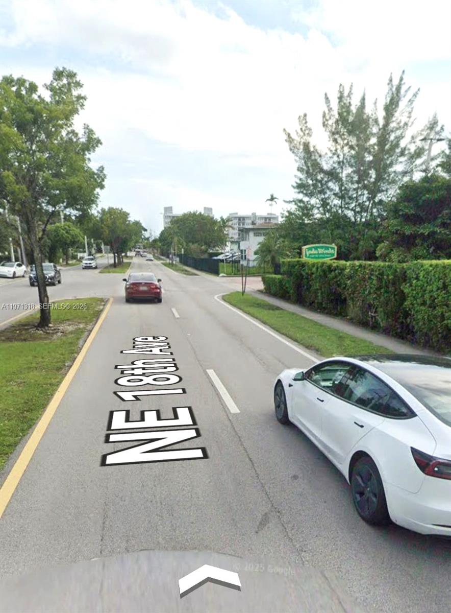 See details 813-1 1 / 2 1036 sq. ft. $ 2026-02-24 0 Photo