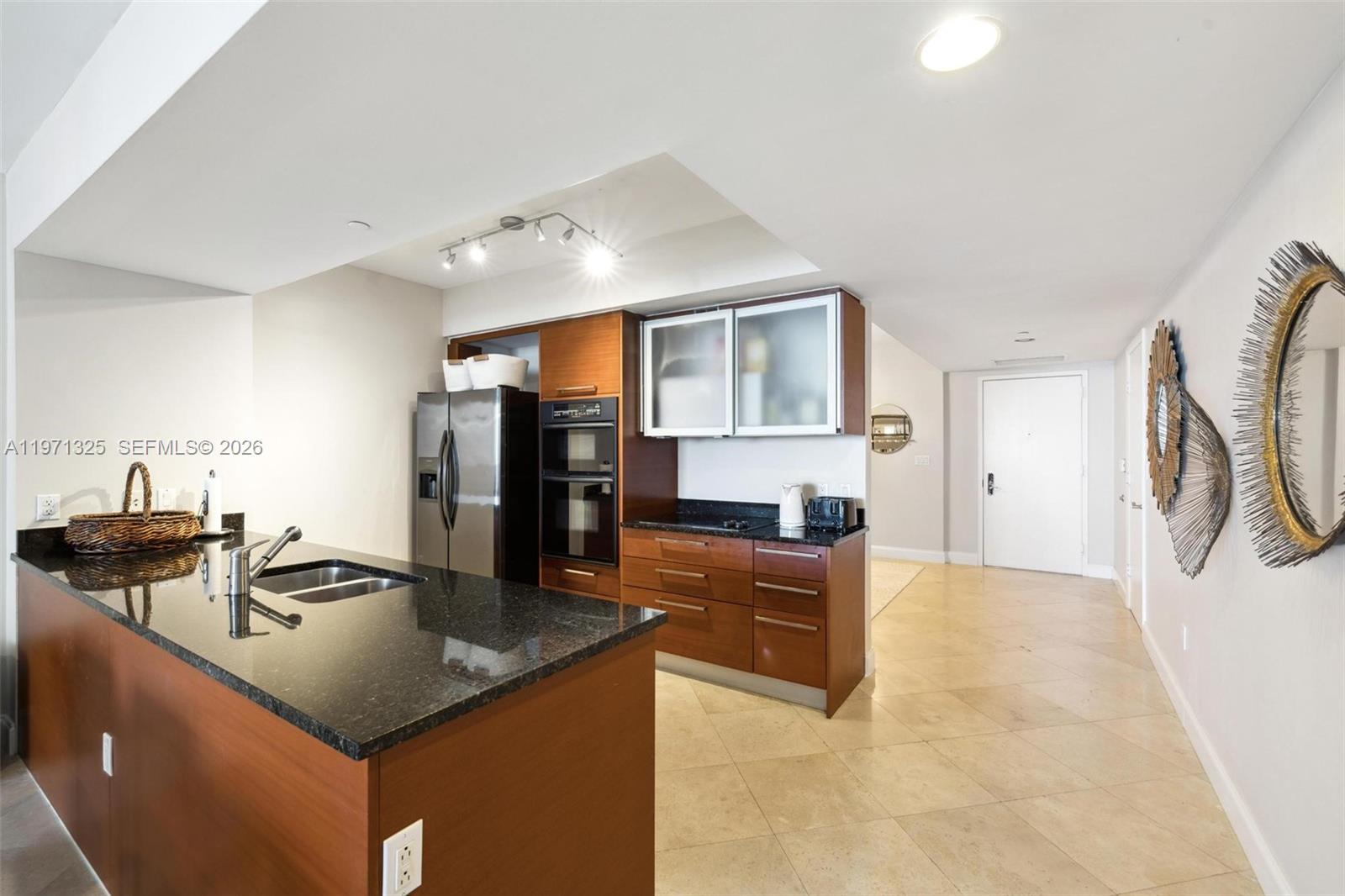2811 2 / 2 1554 sq. ft. $ 2026-04-23 0 Photo