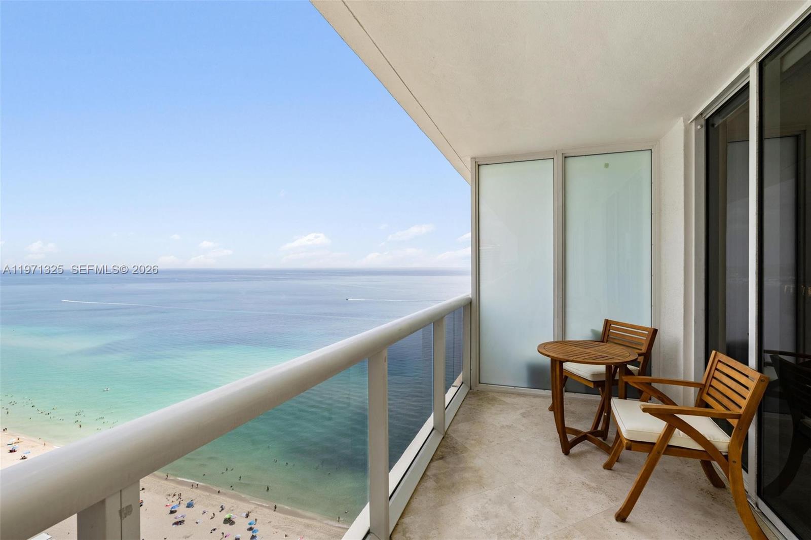 2811 2 / 2 1554 sq. ft. $ 2026-04-23 0 Photo