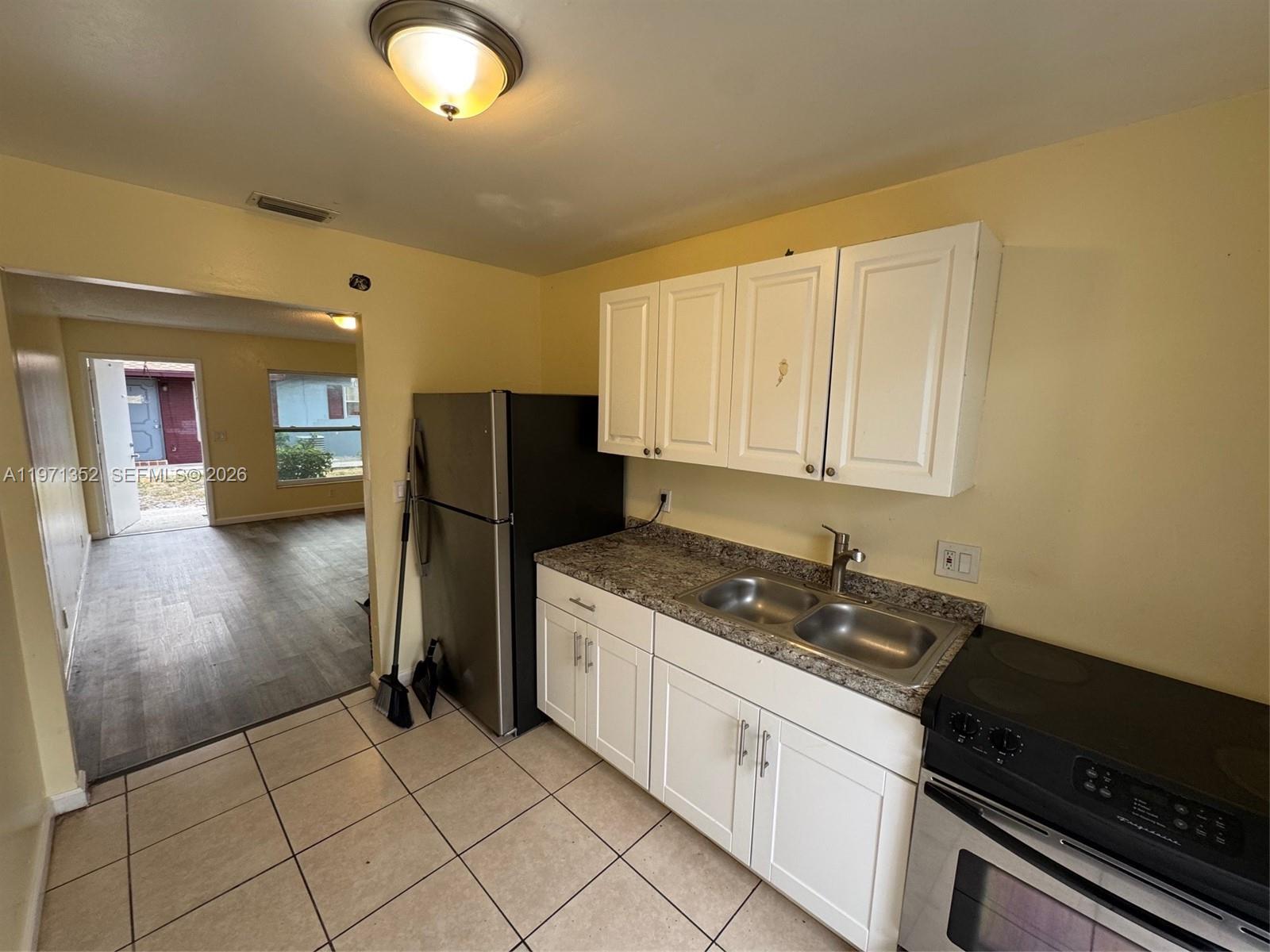 Подробнее / 6120 кв.футов $ 2026-02-24 0 Фото