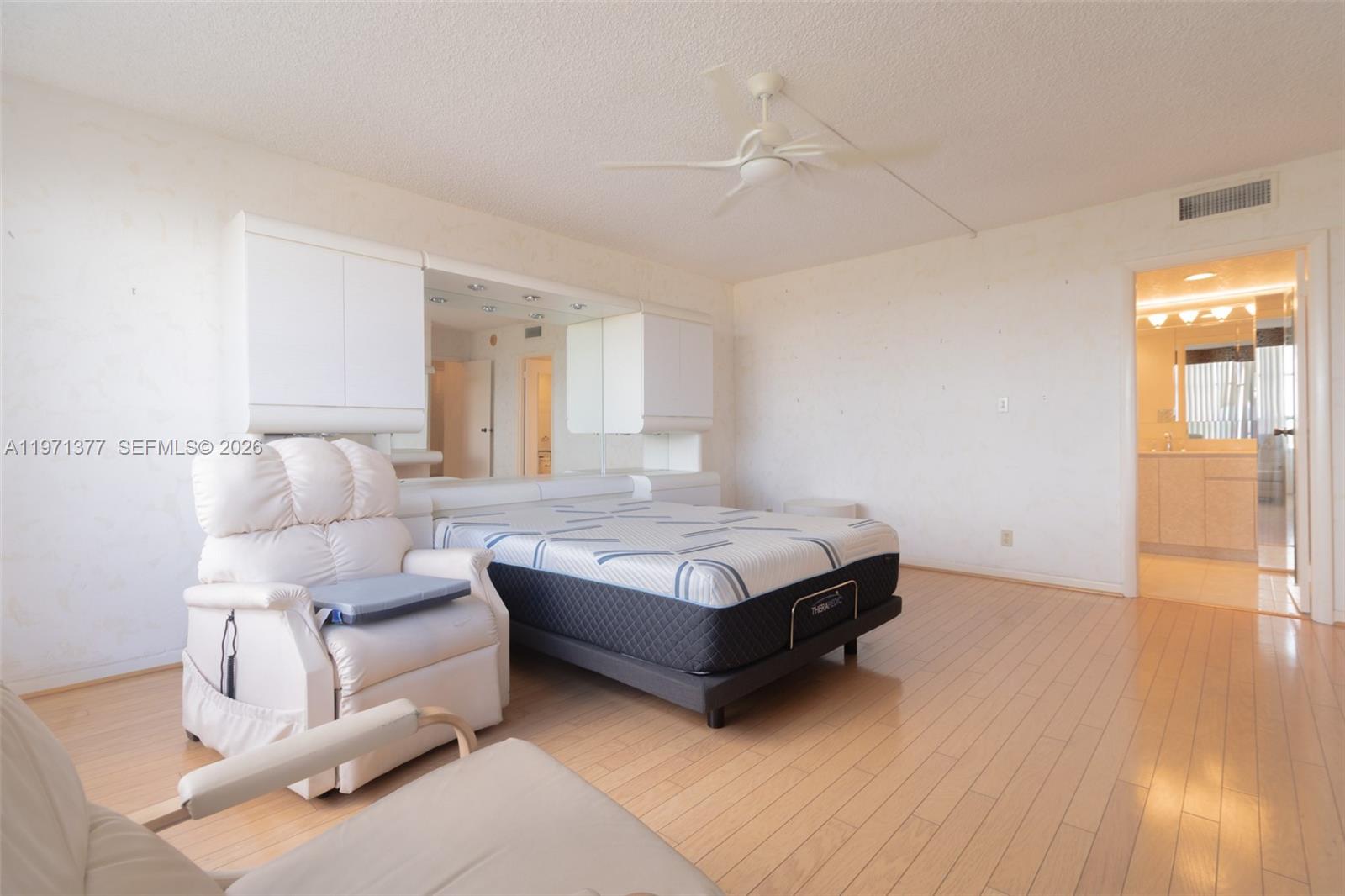 Photo of 600 Three Islands Blvd  #1722, Hallandale Beach, Florida, 33009 - 