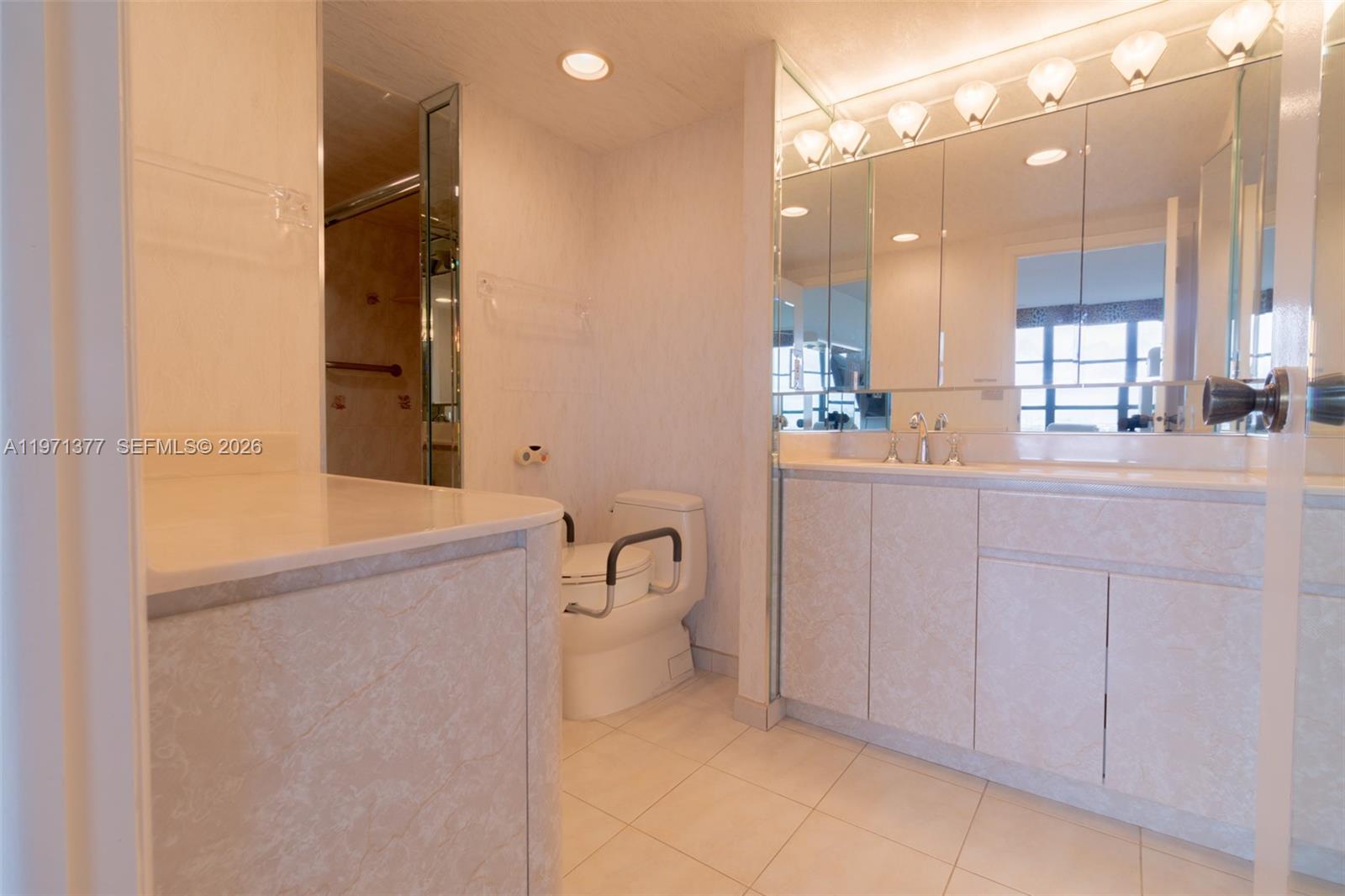 Photo of 600 Three Islands Blvd  #1722, Hallandale Beach, Florida, 33009 - 