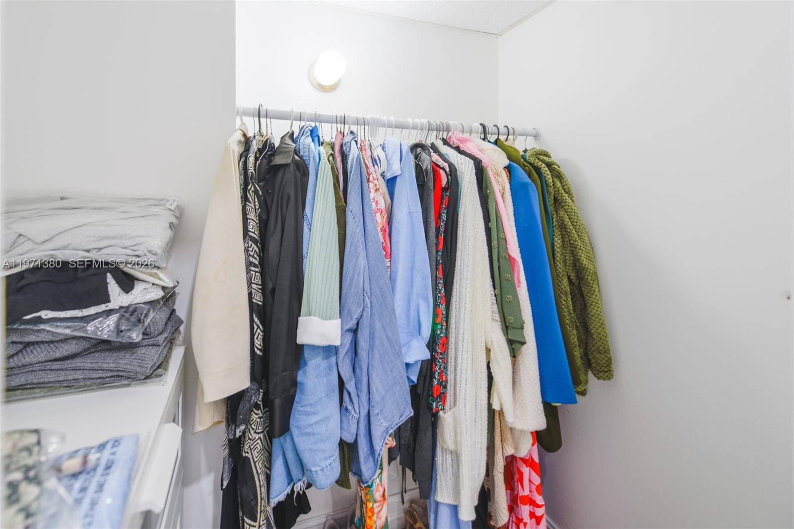 8J 2 / 2 1240 sq. ft. $ 2026-02-24 0 Photo