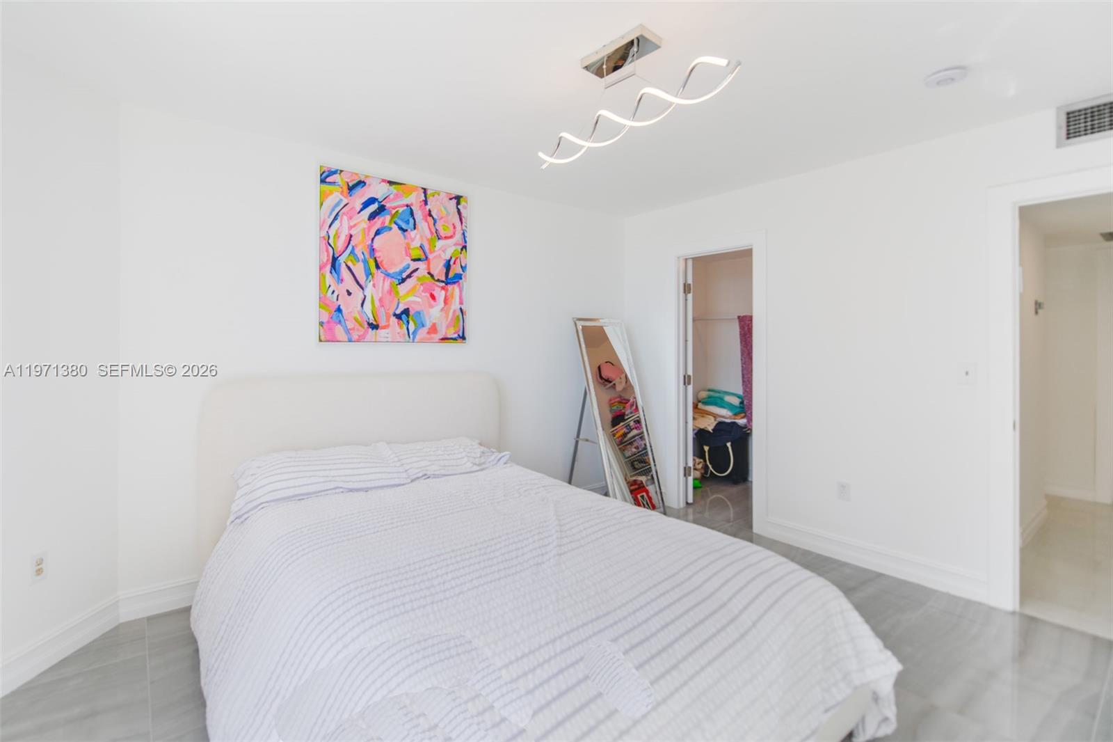 8J 2 / 2 1240 sq. ft. $ 2026-02-24 0 Photo