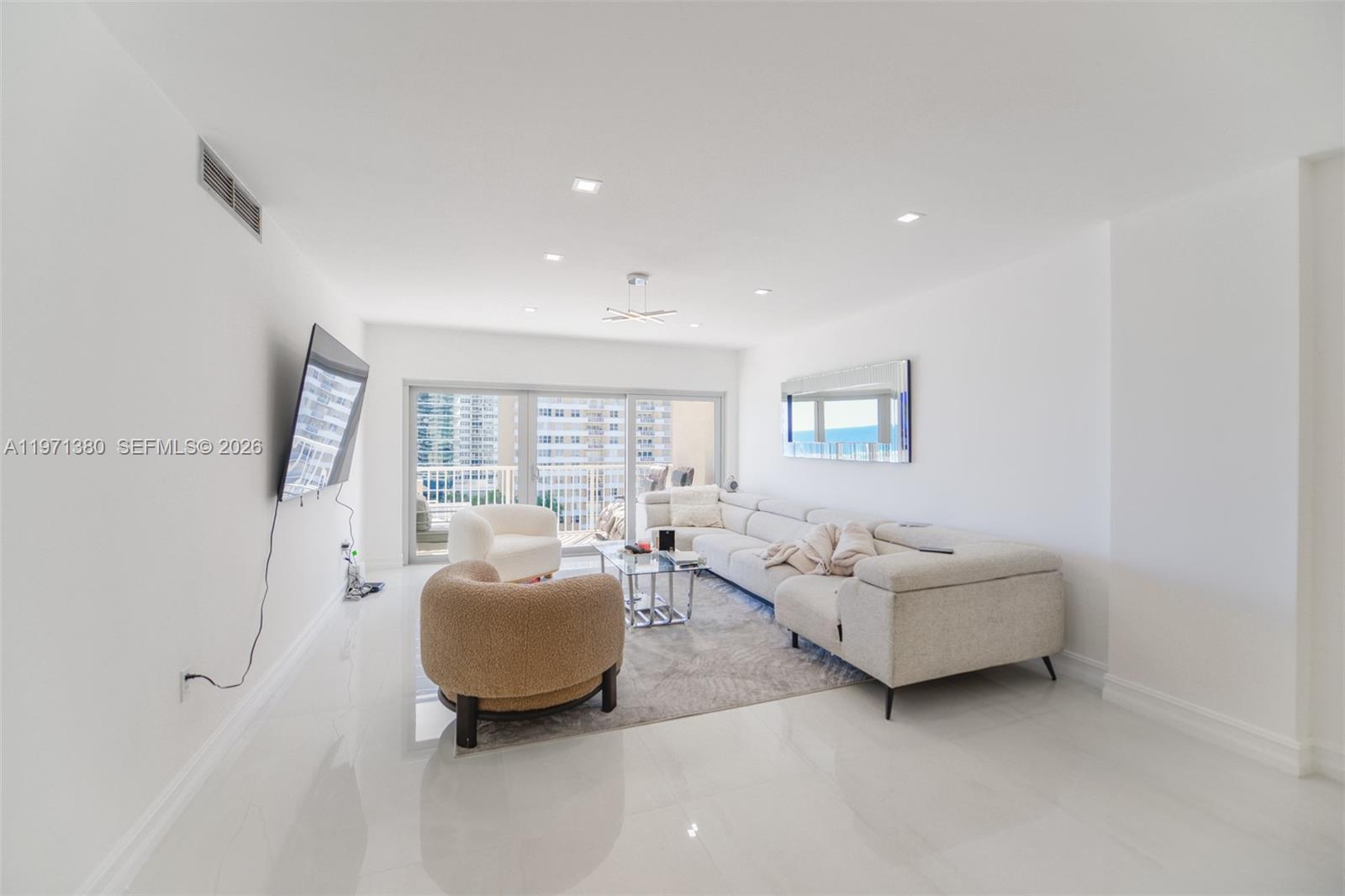 8J 2 / 2 1240 sq. ft. $ 2026-02-24 0 Photo