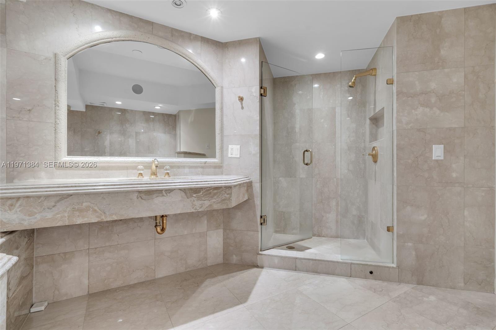 2902 5 / 7 4281 sq. ft. $ 2026-02-24 0 Photo