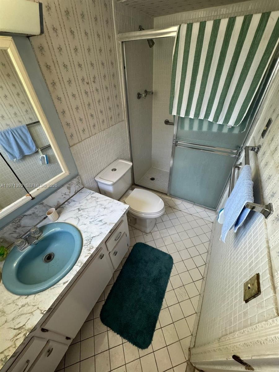 Ver detalles F405 2 / 2 1156 sq. ft. $ 2026-05-19 0 foto