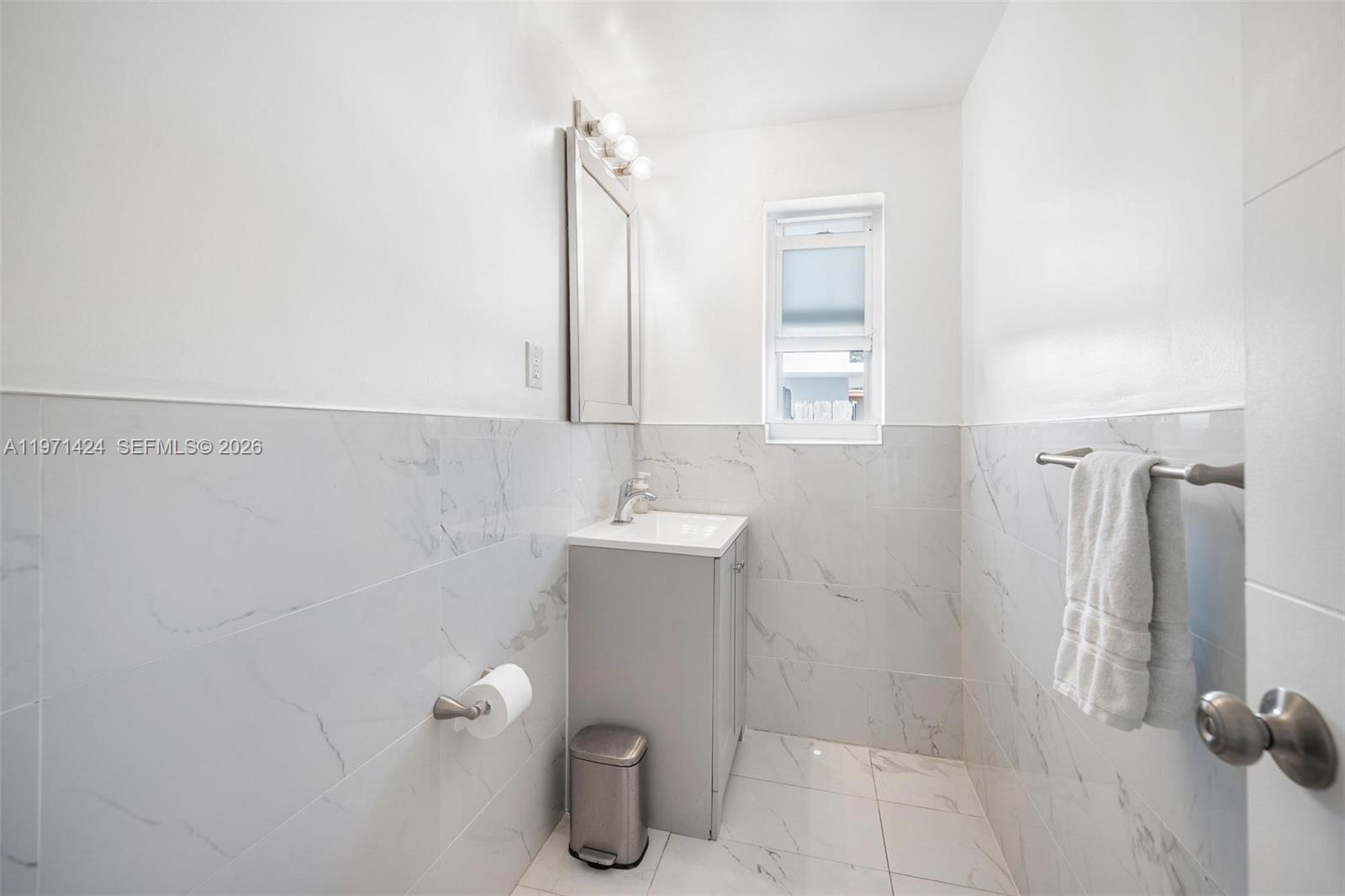   /  1970 sq. ft. $ 2026-02-24 0 foto