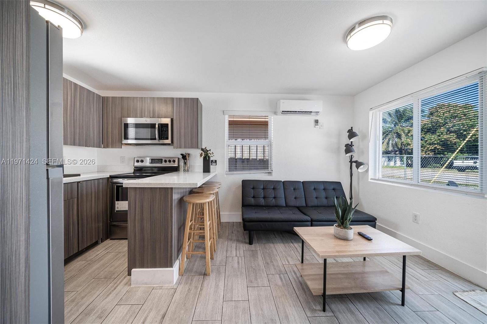   /  1970 sq. ft. $ 2026-02-24 0 foto