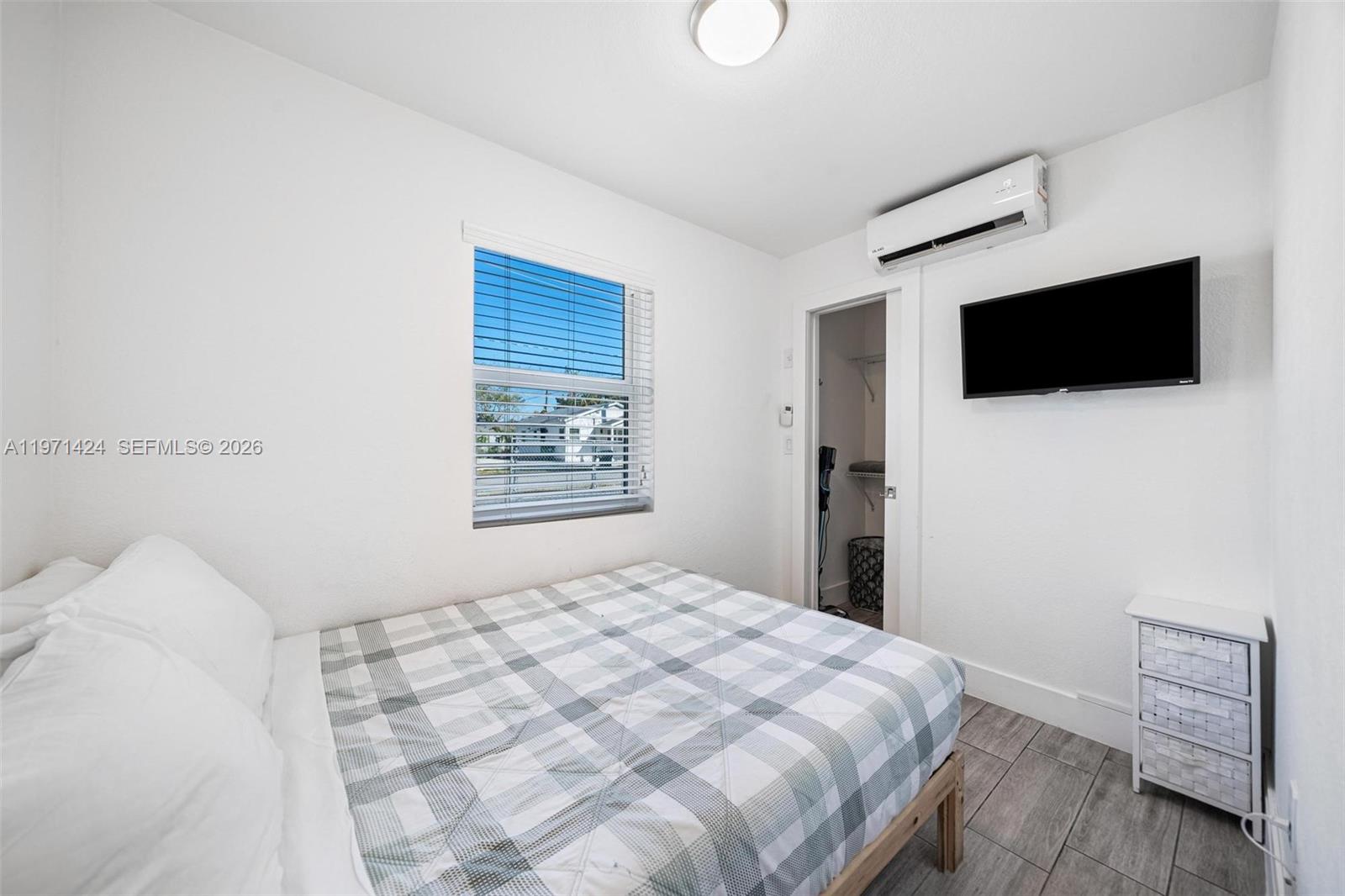   /  1970 sq. ft. $ 2026-02-24 0 foto