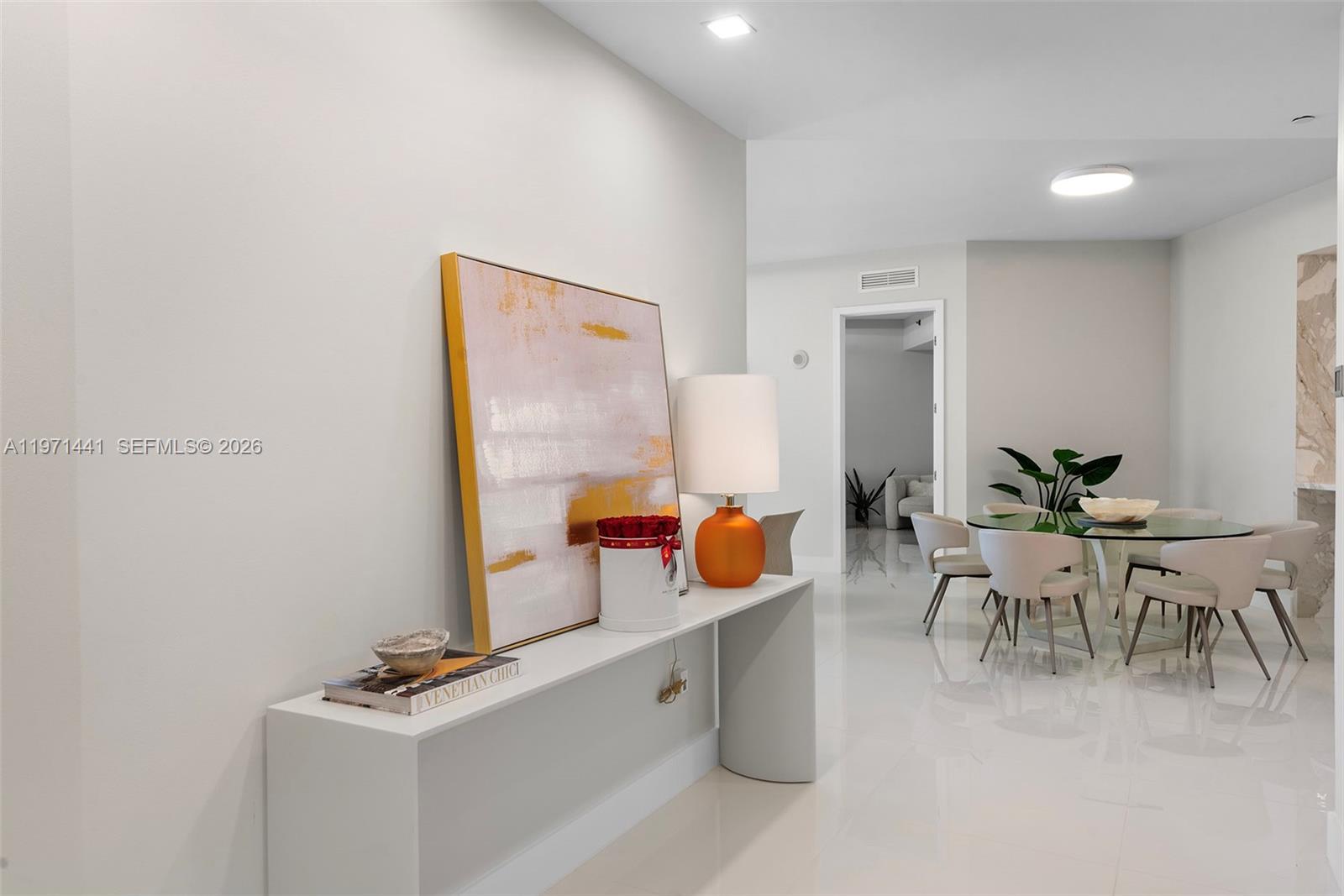 See details 803 2 / 3 1962 sq. ft. $ 2026-02-24 0 Photo