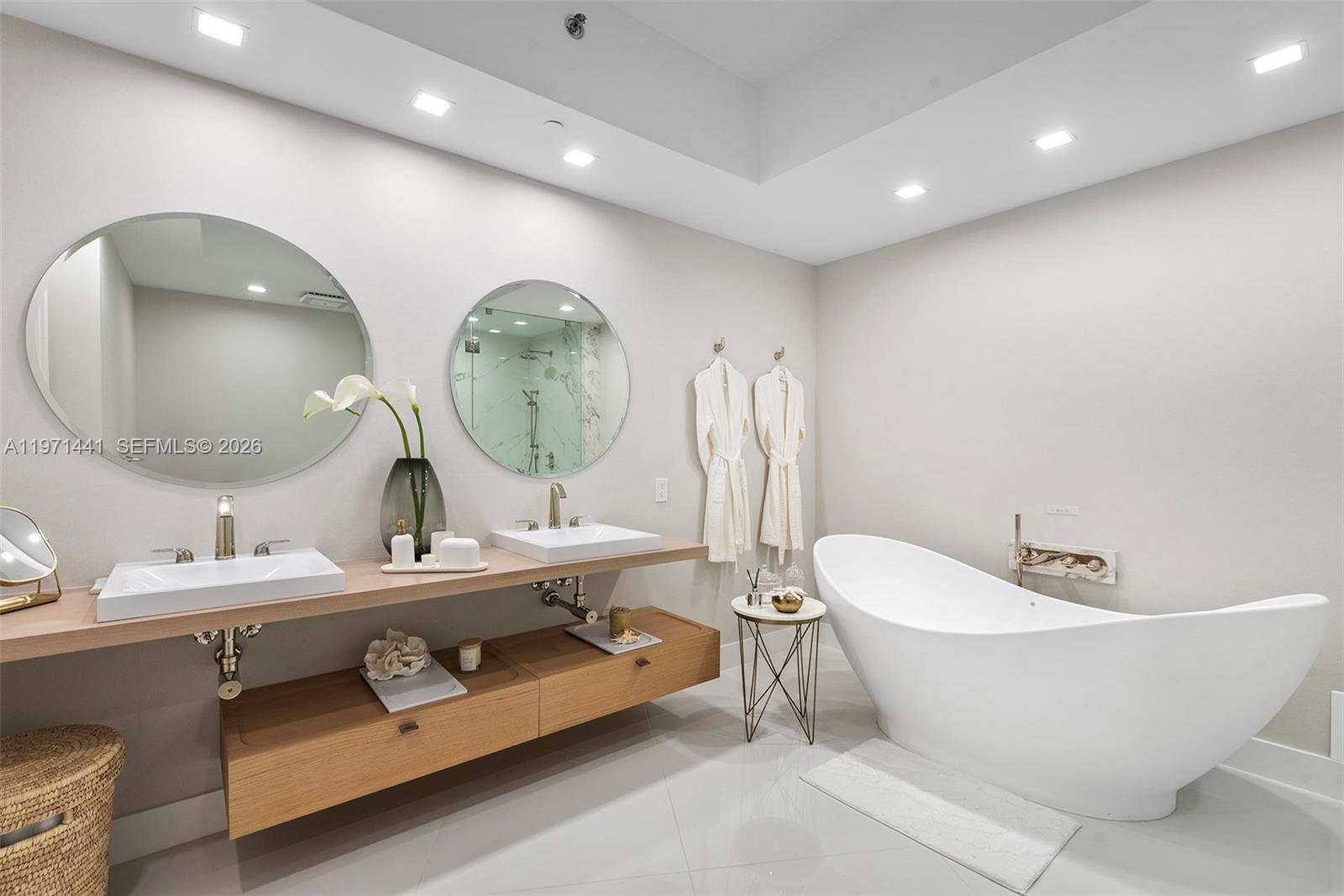 See details 803 2 / 3 1962 sq. ft. $ 2026-02-24 0 Photo