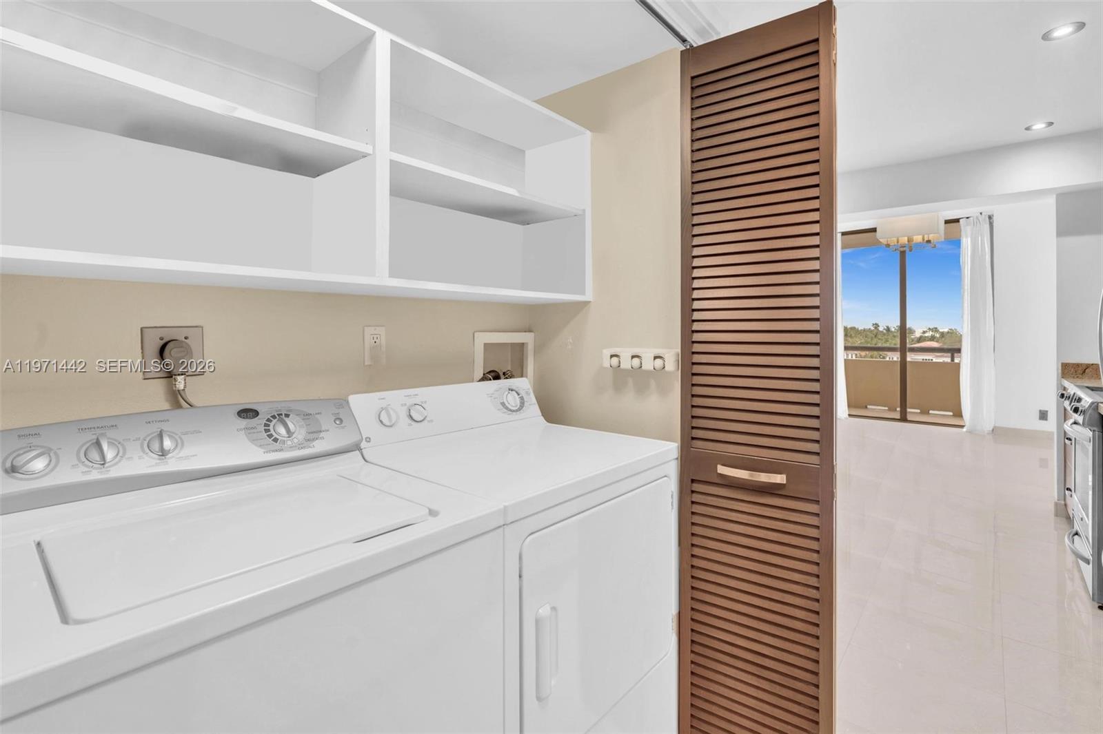 Photo of 19355 Turnberry Way #3J, Aventura, Florida, 33180 -