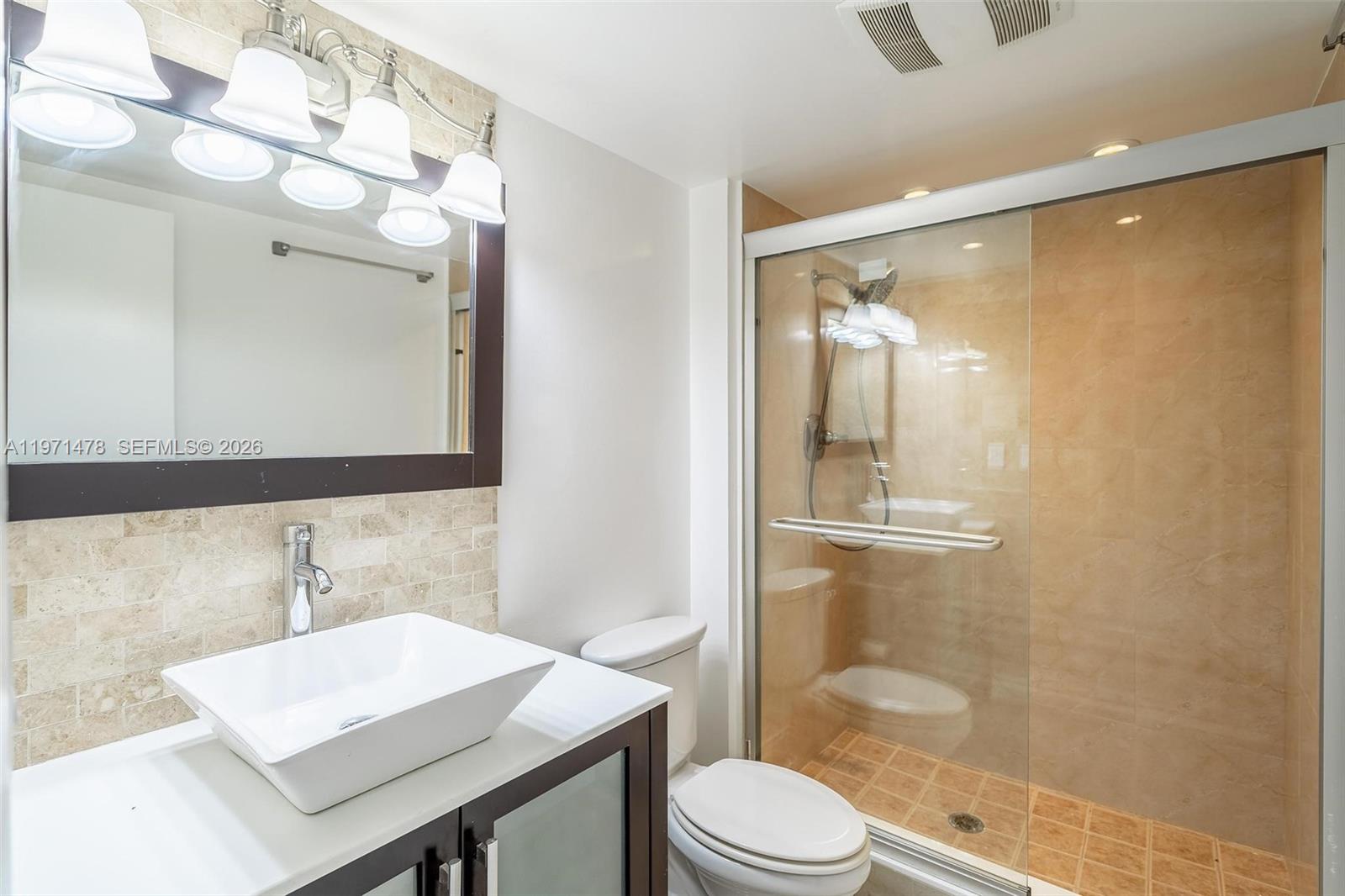 Photo of 20347 Country Club Dr (20347), Aventura, Florida, 33180 -