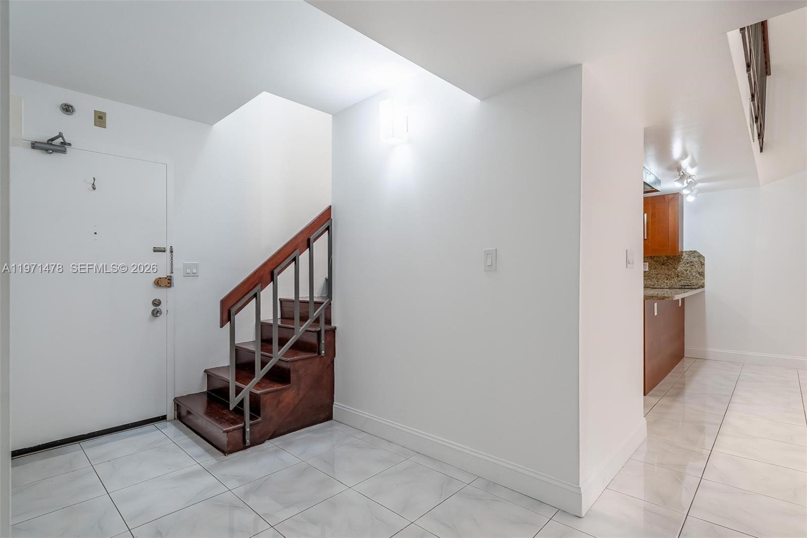 Photo of 20347 Country Club Dr (20347), Aventura, Florida, 33180 -