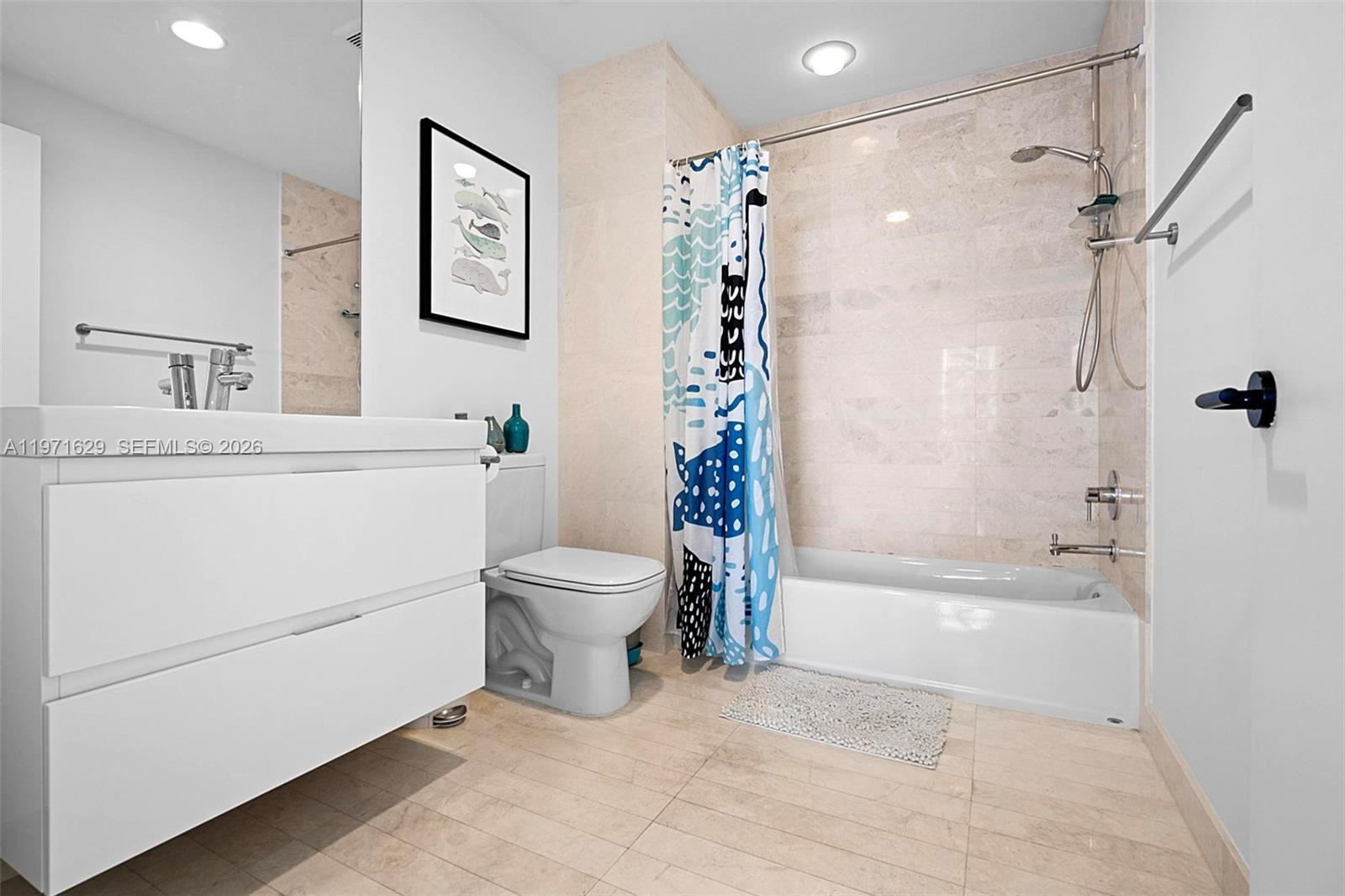 Photo of 17111 Biscayne Blvd #1701, North Miami Beach, Florida, 33160 -