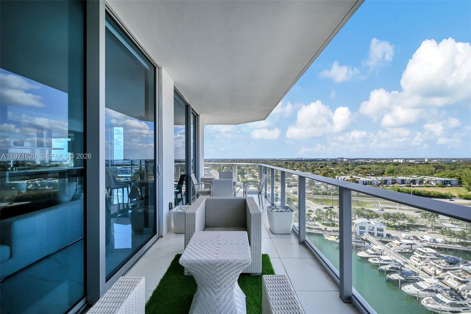 Photo of 17111 Biscayne Blvd #1701, North Miami Beach, Florida, 33160 -