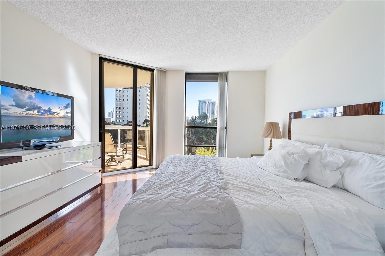 Photo of 20191 Country Club Dr  #510, Aventura, Florida, 33180 - 