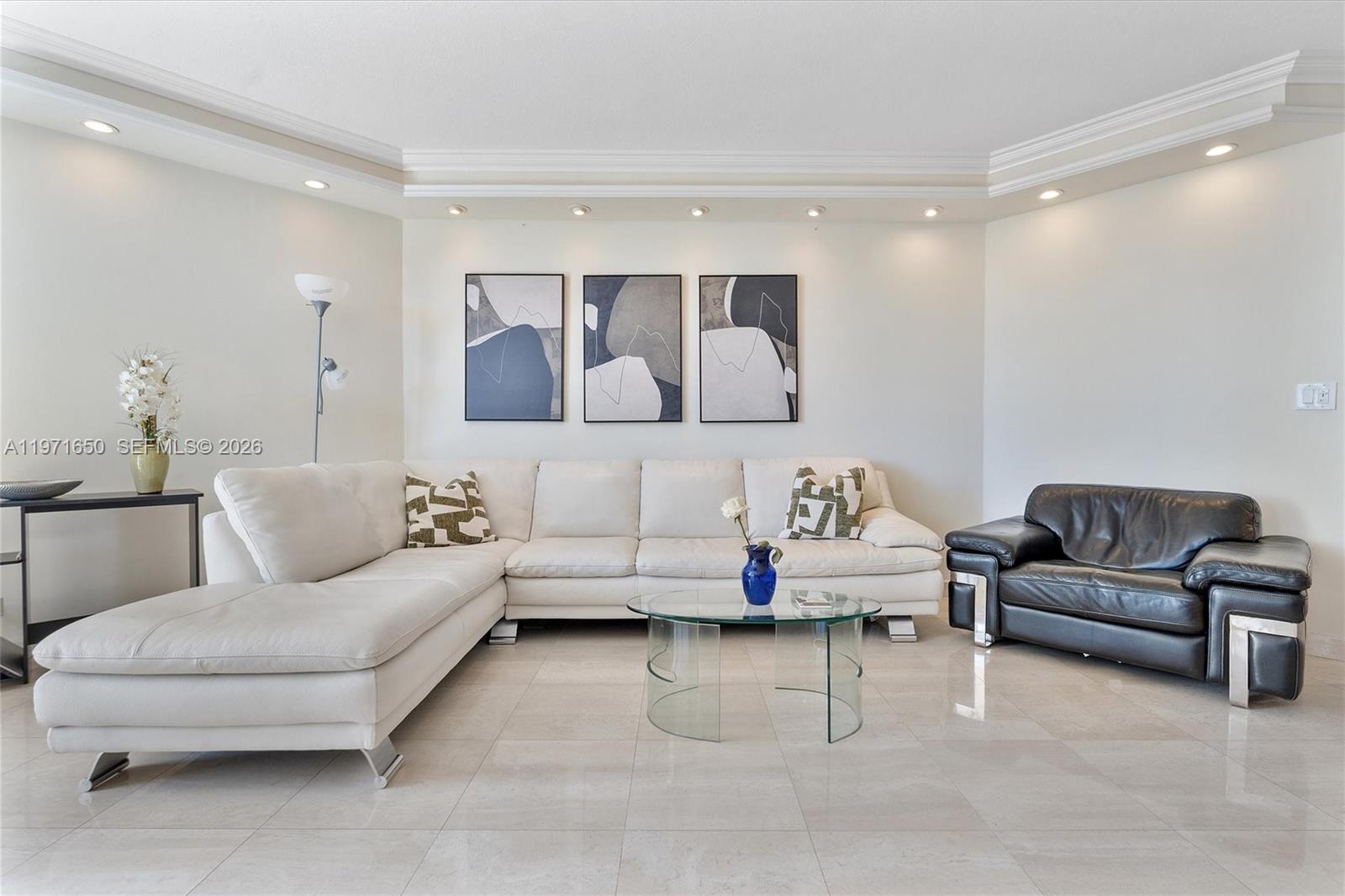 Photo of 20191 Country Club Dr  #510, Aventura, Florida, 33180 - 