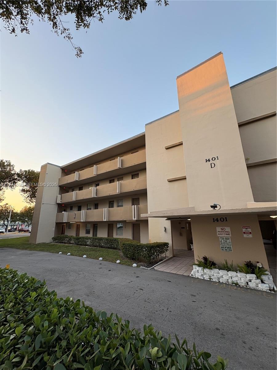 Ver detalles D204 2 / 2 1789 sq. ft. $ 2026-02-24 0 foto