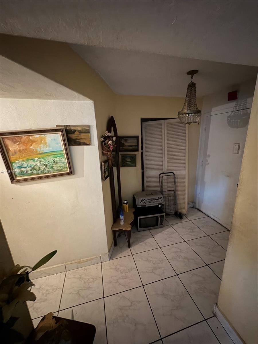Ver detalles D204 2 / 2 1789 sq. ft. $ 2026-02-24 0 foto